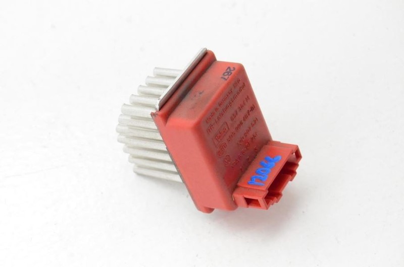 1997-1999 Porsche Boxster 986 2.5L Blower Motor Resistor 5DS00646701