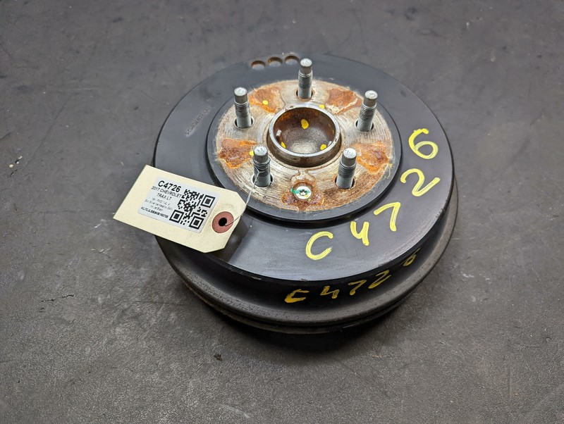 Rear Left Drum Brake w/ Hub 2017 Chevrolet Trax 13593158 95224012 2015 - 2021