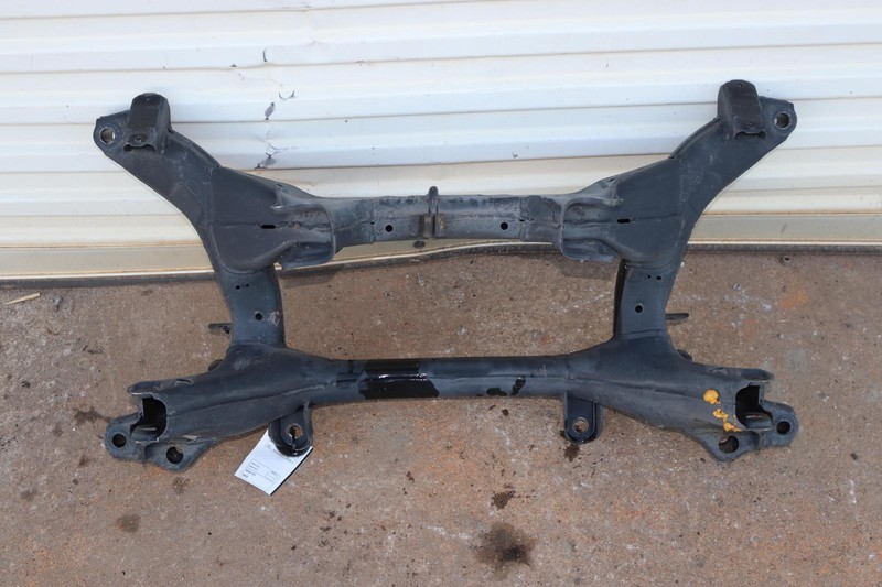 2018-2022 GMC TERRAIN 1.5L FWD REAR SUSPENSION CROSSMEMBER SUBFRAME OEM