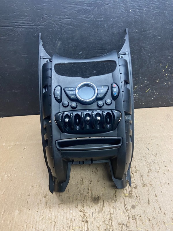2013 to 2016 Mini Cooper Center Dash Climate Window Control T8844DG