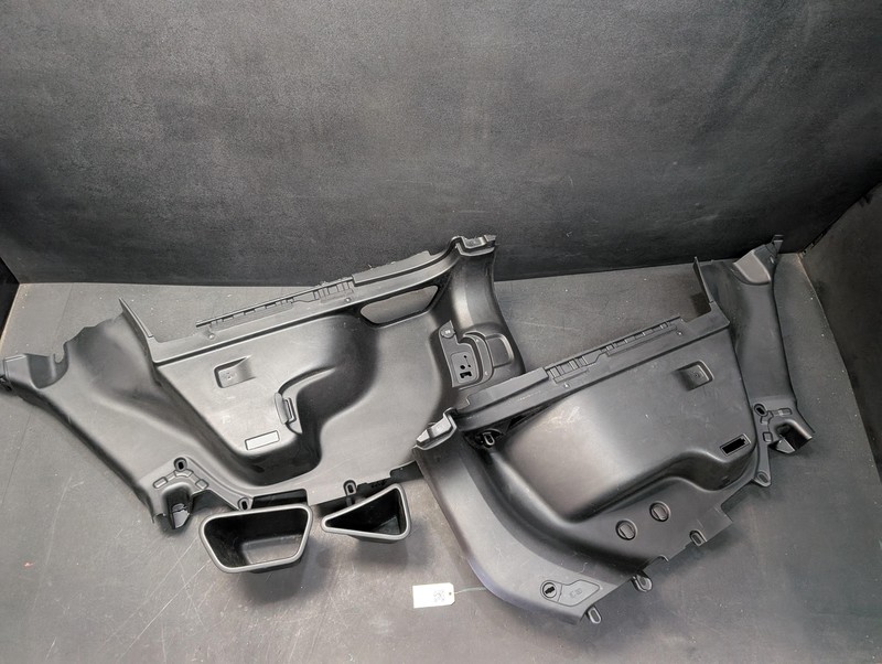 2PC Rear Right & Left Quarter Lower Trim Panels Set 2017 Jeep Cherokee 2014-2018