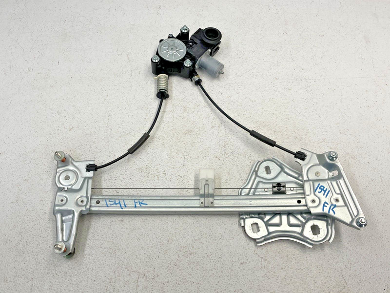 18 19 20 Lexus RC300 Front Right Passenger Side Window Regulator 1541 OEM