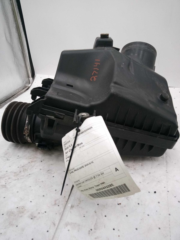 2019 Acura TLX Air Cleaner Assembly OEM 3.5L V6 Used 146K Miles
