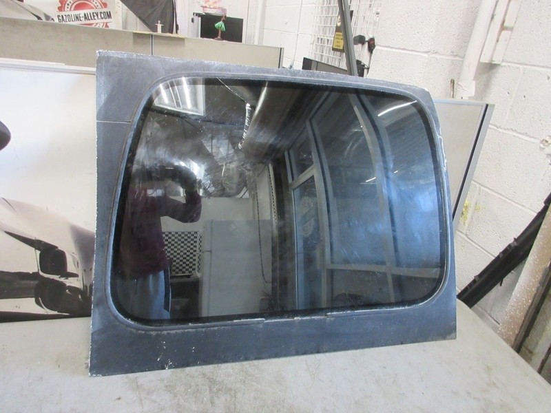 1997-2006 Jeep Wrangler TJ OEM Rear Right Passenger Quarter Hardtop Glass Window