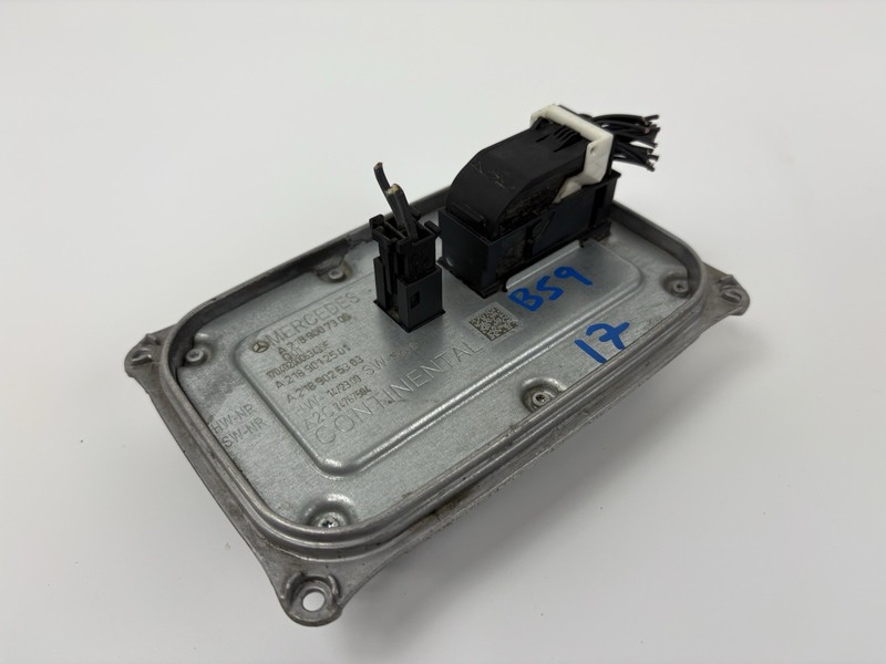 Mercedes Benz GLE GLS LED Headlight Configuration Control Module 2189012501 OEM