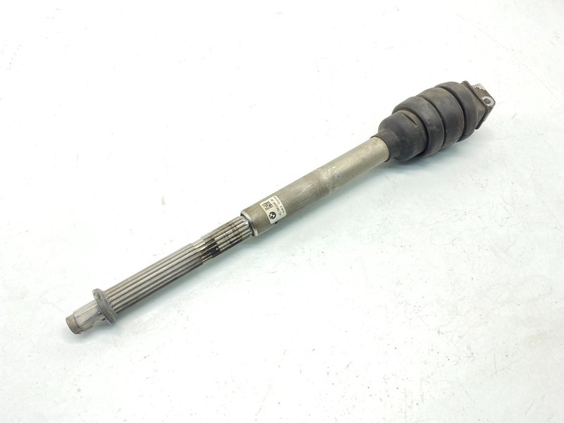 16-24 BMW G30 550 750 F90 F92 M5 M8 Steering Column Lower Swivel Joint Shaft OEM