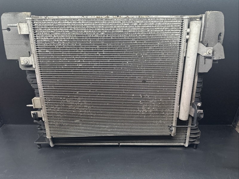 10-13 Jaguar XF XJ XJL X351 5.0L N/A Radiator & AC Condenser Cooling Set OEM
