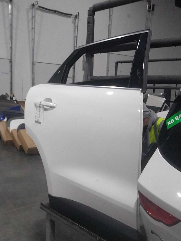 2017 Jaguar F-PACE Rear Right Door White OEM 653540 4DR SUV 100K Miles