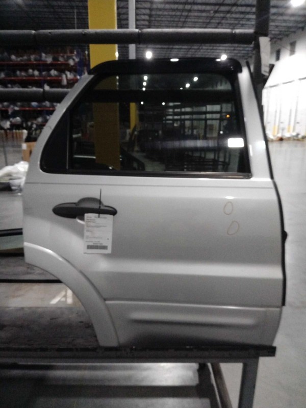 2007 Ford Escape Silver Right Rear Door 142978, 126K Miles, Used Condition