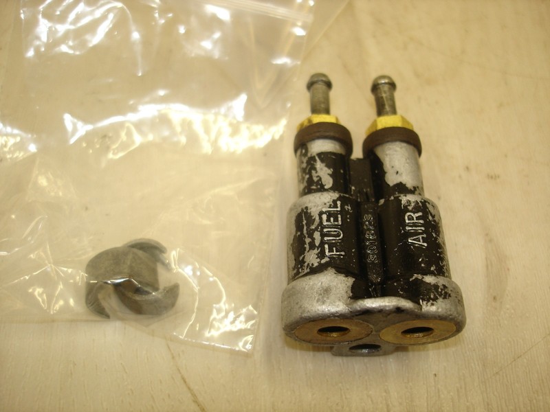 Johnson omc evinrude 2 line fitting connector REBUILT # 878341 bin 705 # 4
