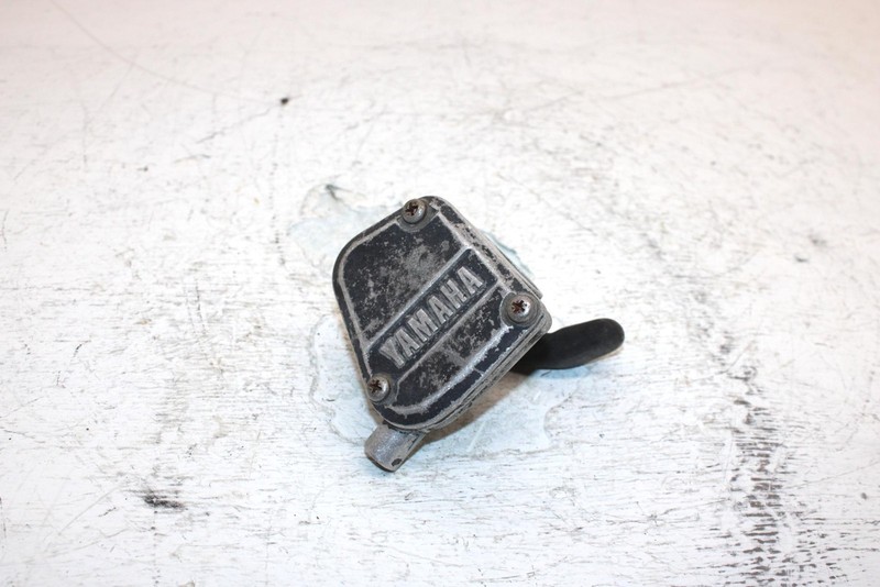 1990 YamahaMoto 4 Oem Throttle Lever 21V-26250-01-00 AY5