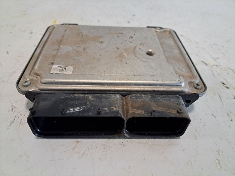 Engine ECM Electronic Control Module Germany Built VIN W Fits 18 TIGUAN 3476027