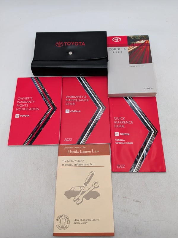 2022 Toyota Corolla Hatchback Owners Manual Quick Reference Guide With Case