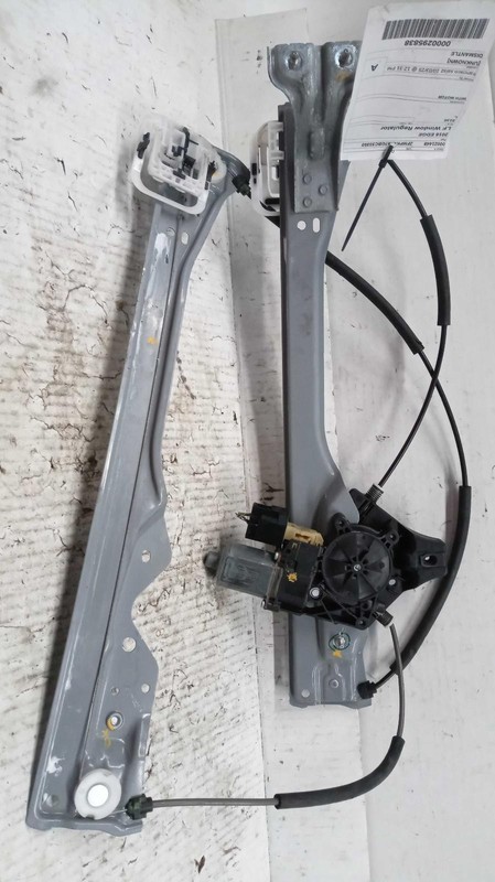 2016 Ford Edge Left Window Regulator with Motor - White - 118K Miles