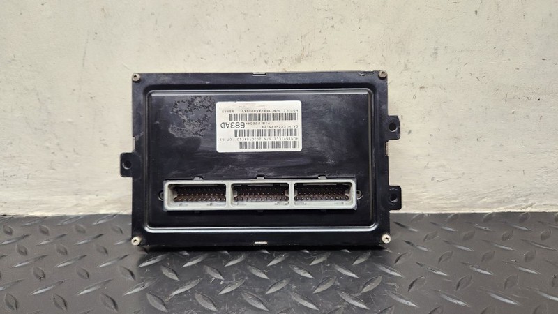 00 Jeep Grand Cherokee 4.7L 4x4 ECU ECM Electronic Control Module OEM 56044683AD