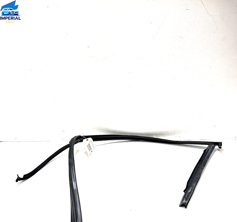 AUDI Q7 Premium Front Right Door Window Channel Guide 2017-2023 OEM