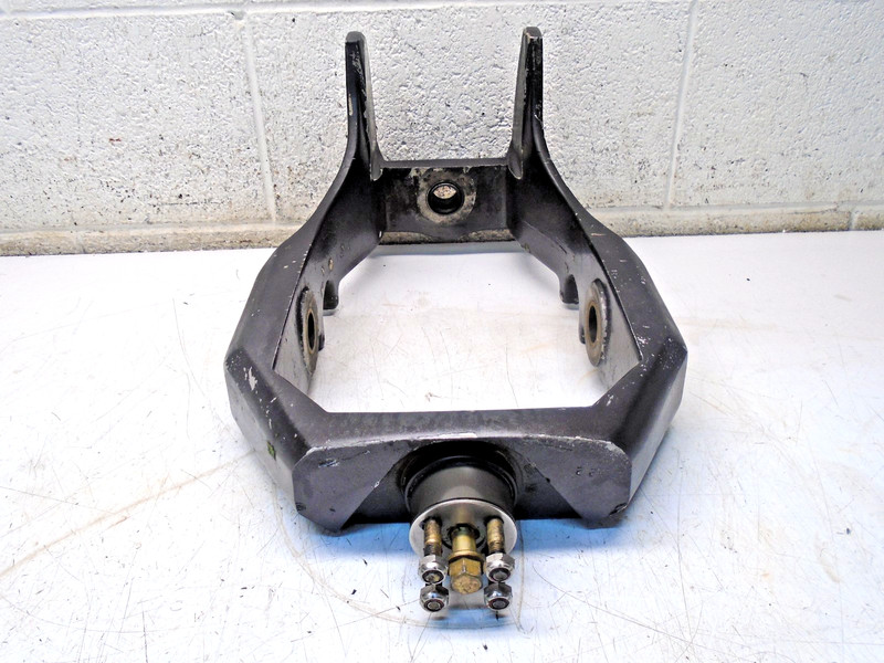 R3 912812 0984923 OMC Cobra Stern Drive 2.3-7.5L Gimbal Ring Suspension Fork