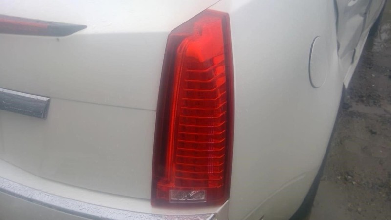 Passenger Tail Light Sedan VIN D 4th Digit V-series Fits 08-14 CTS 736764