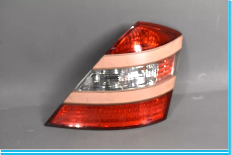 07-09 Mercedes W221 S550 S600 S63 AMG Right Passenger Side Tail Light Lamp OEM
