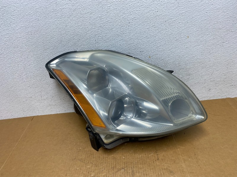 2004 2005 2006 Nissan Maxima Right Passenger Side Headlight Halogen AD9122 DW