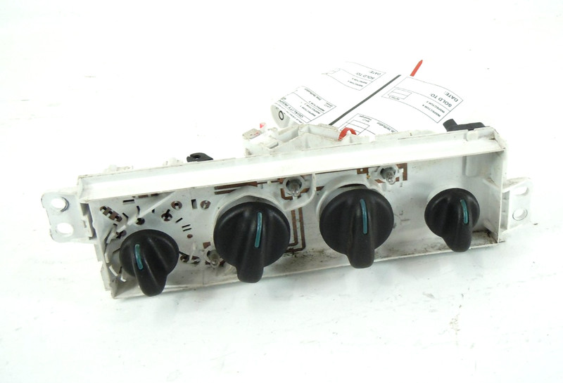 2000-2005 Dodge Neon A/C Heat Climate Temperature Control OEM