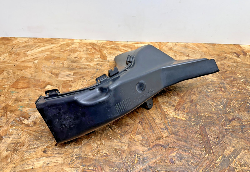 14–20 BMW F32 428i 430i 440i Front Left Side Lower Brake Vent Air Duct Tube OEM