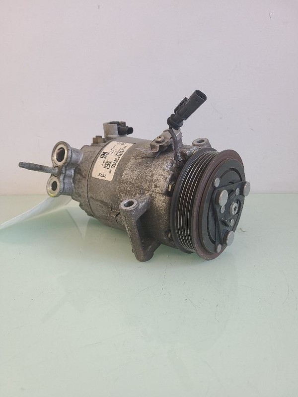AC Compressor Fits 17-22 CANYON 583563