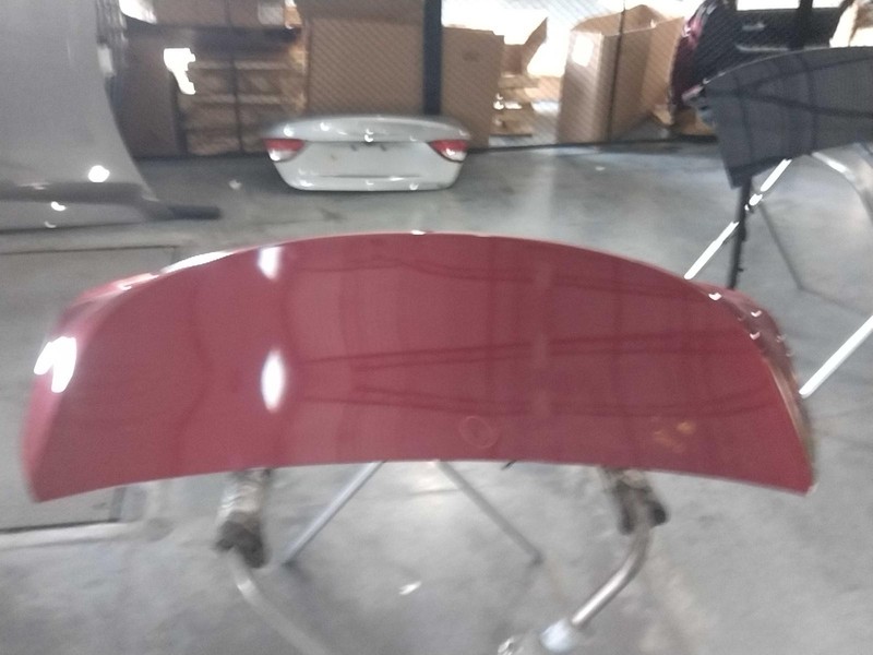 2020 Toyota Camry Deck Lid Trunk Lid OEM Red 4DR SED 122K Mileage