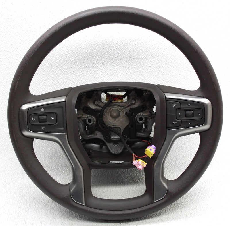 OEM Brown Steering Wheel For Chevrolet Silverado 2500HD 84646075 Surface Marks