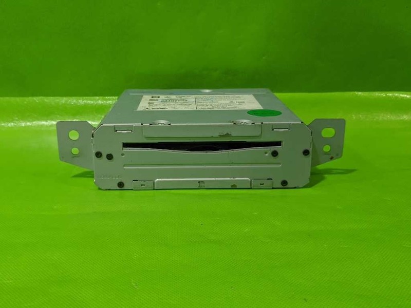 16-20 ESCALADE ENTERTAINMENT VIDEO PLAYER OEM 4532-5