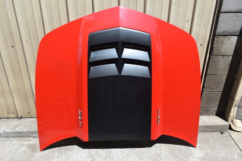 2010-2015 CAMARO (5th Gen) ZL1 HOOD (RED) WITH HOOD SCOOP **USED**