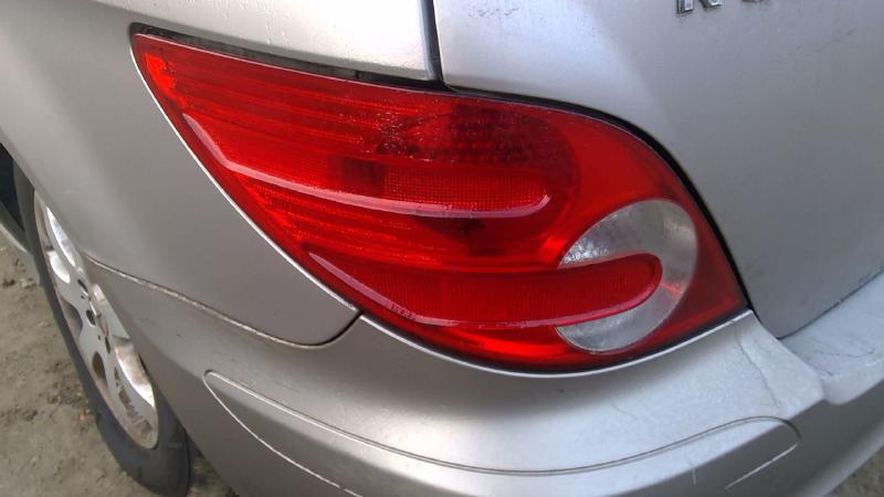 Tail Light Assembly MERCEDES R350 Left 06 07 08 09 10