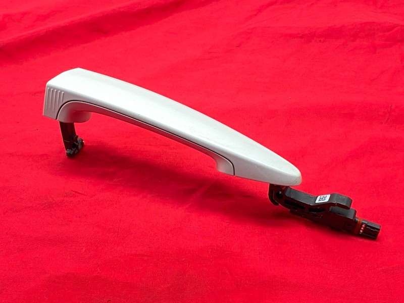 12-21 BMW F32 2/3/4 Series Front Left Driver Door Grab Handle Comfort Access OEM