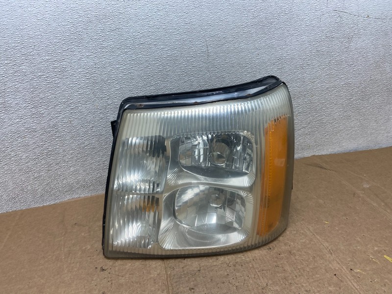 2002 to 2006 Cadillac Escalade Left Driver Lh Xenon HID Headlight Oem AA2689 PS