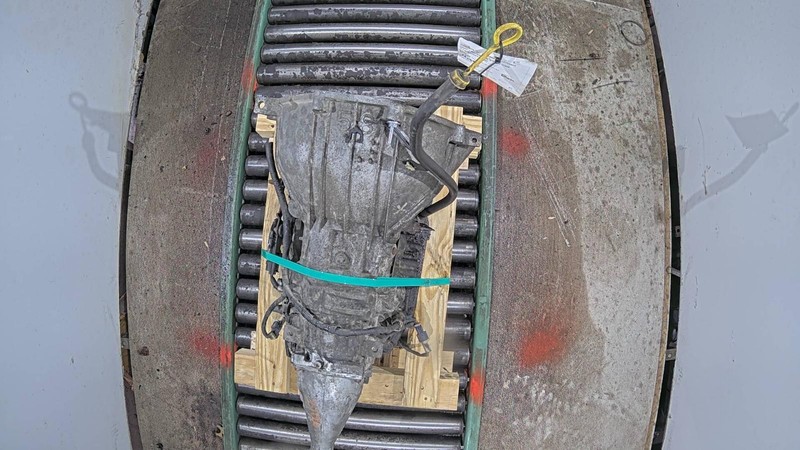 Used Automatic Transmission Assembly fits: 2001 Lincoln & TOWN CAR AT Sdn 117.7`