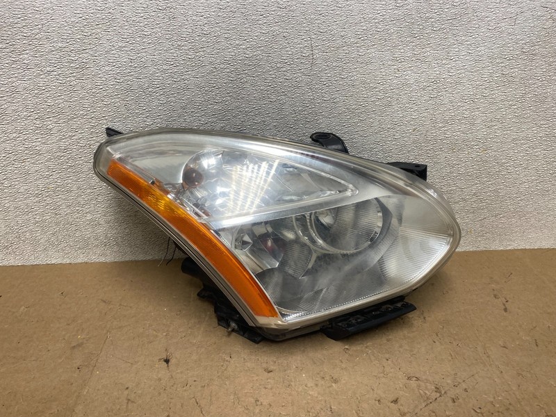2009-2013 Nissan Rogue Right Passenger Xenon HID Headlight OEM W9073 DW