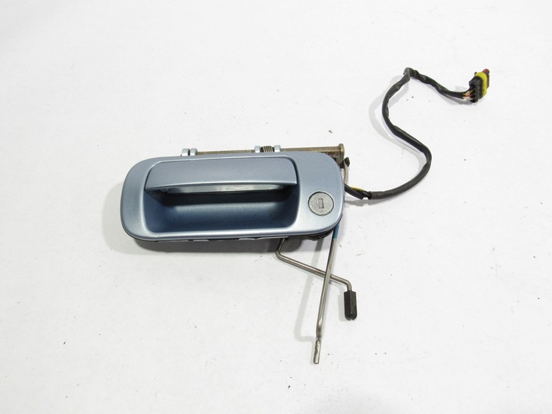 02-06 Maserati Coupe GT 2004 Front Left Driver Door Exterior Handle Lock |