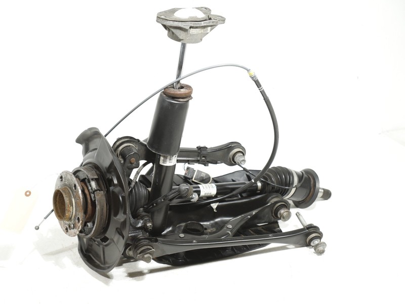 2014-2016 BMW F32 F36 4 Series Rear Right Suspension Axle Arm Hub Assembly OEM