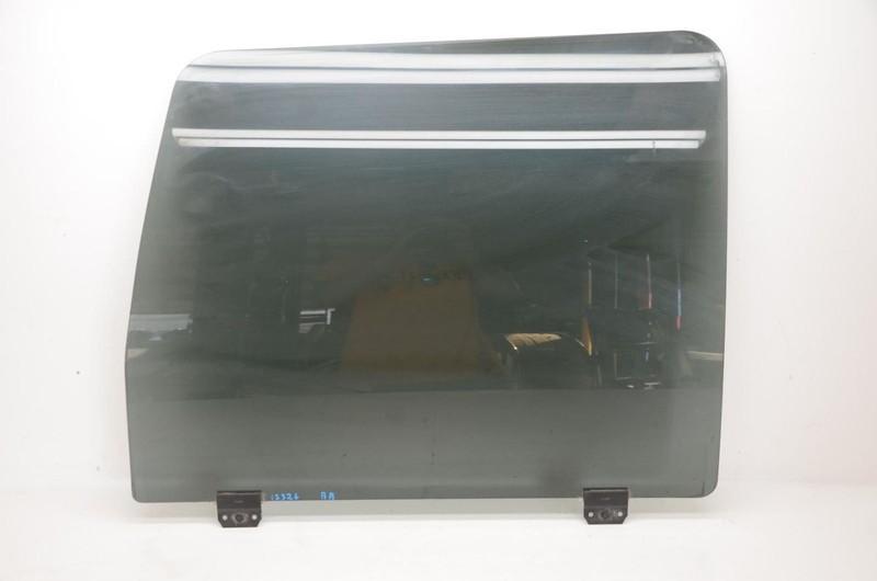 00-05 EXCURSION Driver Left Rear Door Window Glass with Privacy Tint