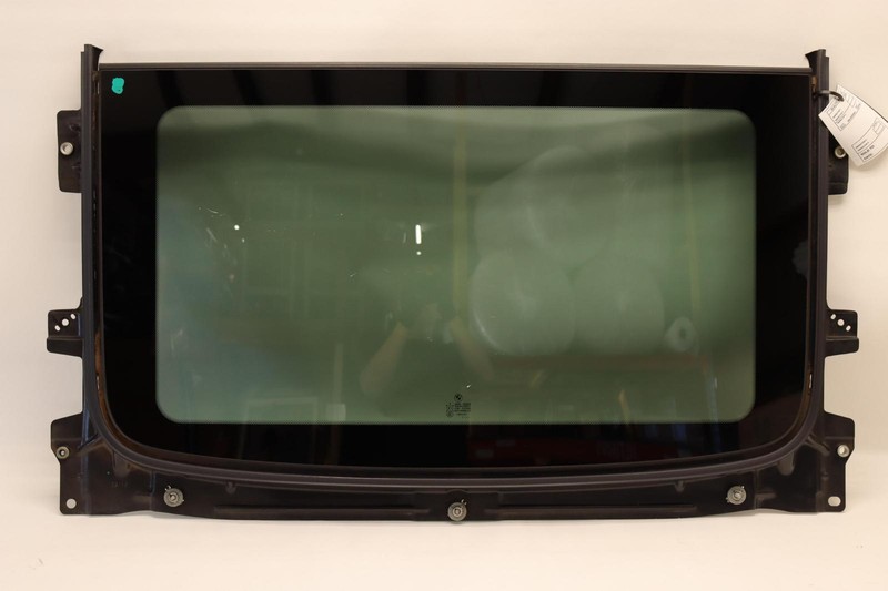 2012-2015 BMW X1 E84 REAR PANORAMIC SUNROOF SUN ROOF GLASS WINDOW OEM