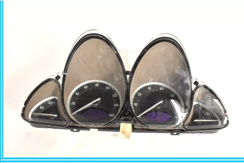 03-08 Mercedes R230 SL500 SL550 SL600 Instrument Cluster Speedometer Gauge OEM