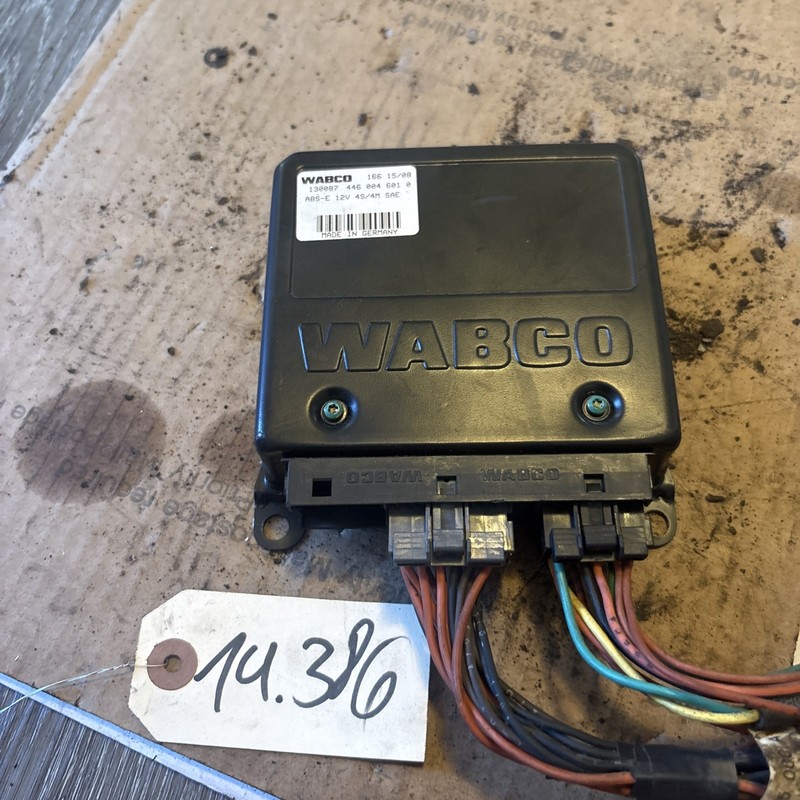 Freightliner M2 106 Brake Control Module (ABS) - Used | P/N 4460046010
