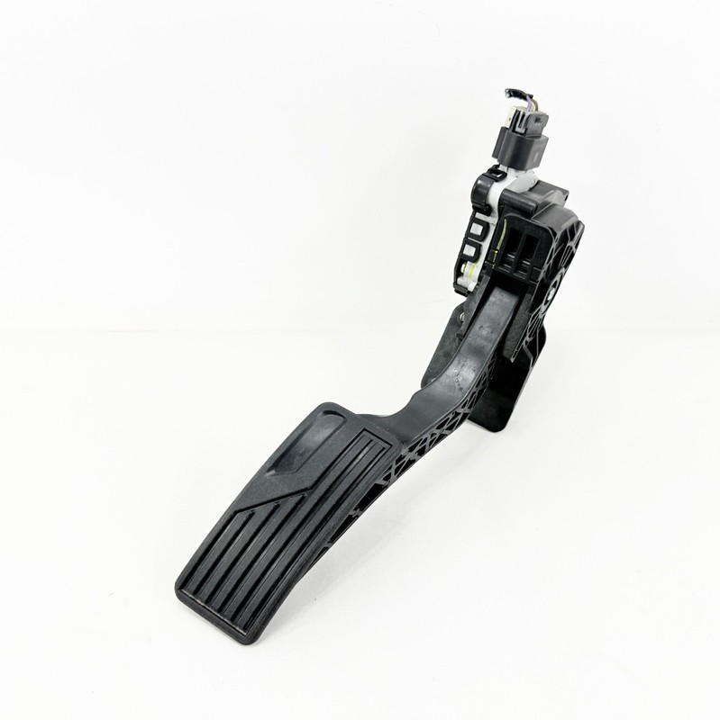 2012-2016 Chevrolet Impala Accelerator Gas Pedal Position Sensor OEM 22742315