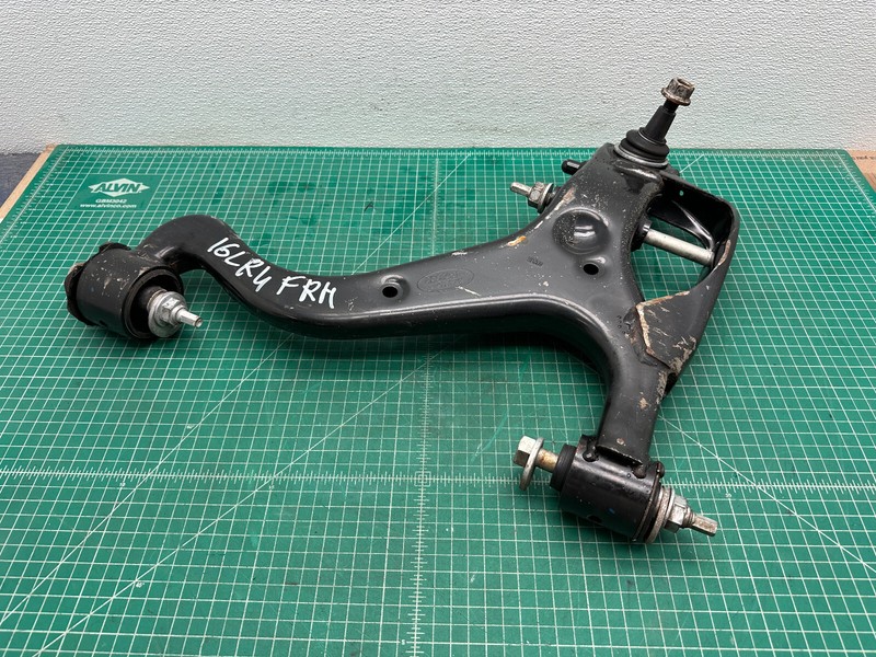 10-16 LAND ROVER LR4 FRONT RIGHT PASSENGER SIDE LOWER CONTROL ARM OEM