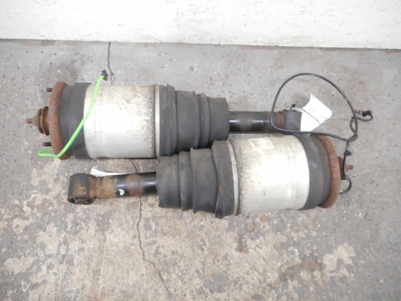 06-09 Range Rover Sport Rear Left Right Air Strut Pair OEM W/O Roll Stability