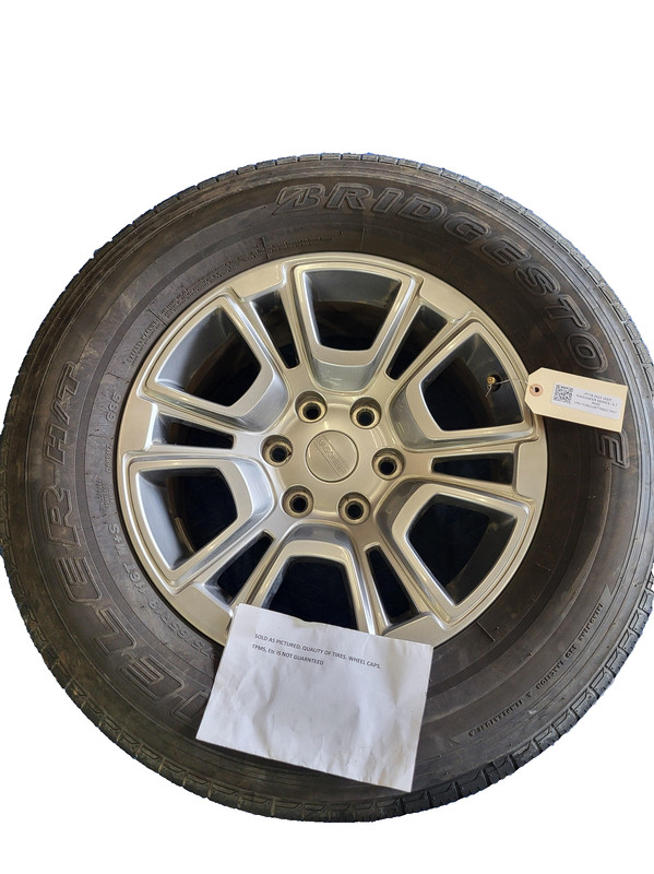 2022-2023 JEEP WAGONEER Wheel Rim 18" w Tire 275/65R18 18x8J 04755334AA OEM
