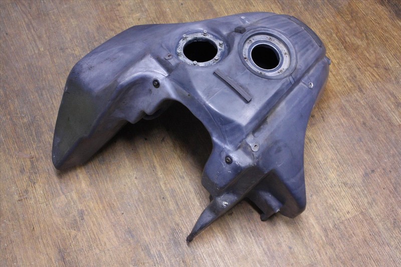 2002 BMW R 1150 RT GAS FUEL PETROL TANK CONTAINER R1150 02