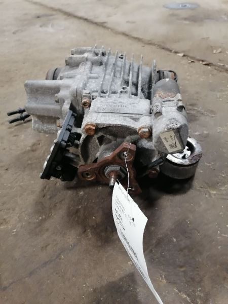 Differential Carrier Rear Axle Thru 9/18/17 ID Rut Fits 17-18 AUDI S3 1203908