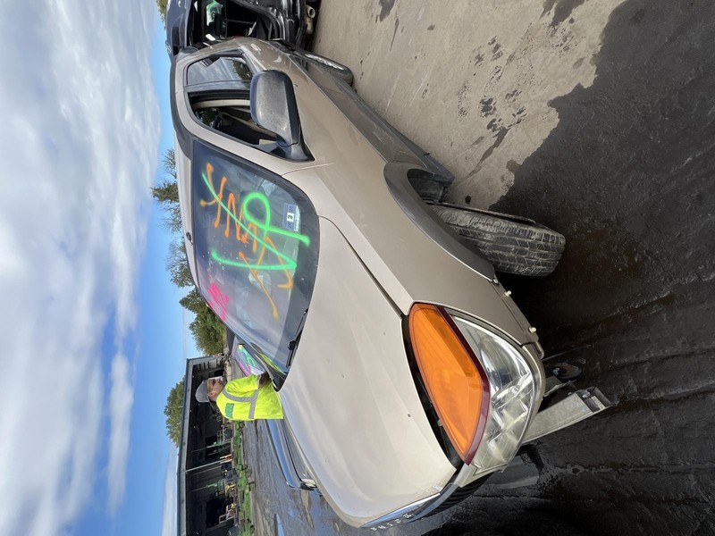 2004 Buick Rendezvous Left Front Door 4DR SUV Used OEM Part 532927