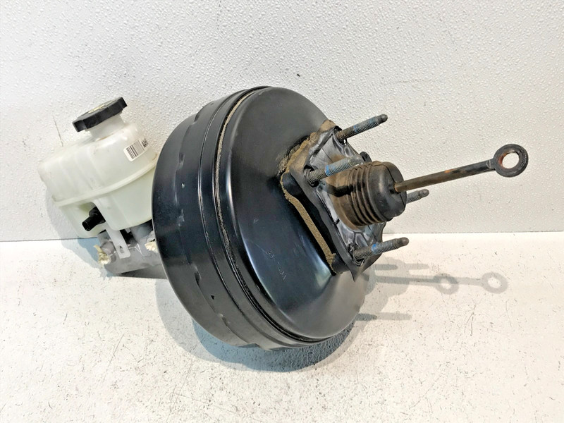 2015-2020 CADILLAC ESCALADE OEM MASTER BRAKE CYLINDER W/ BRAKE BOOSTER 23135220